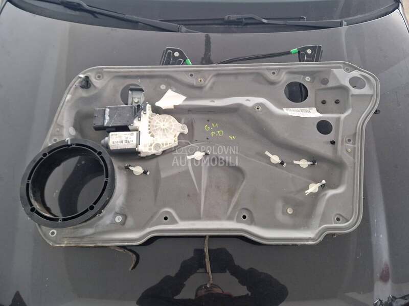 Podizac stakla za Volkswagen Golf 4 od 1999. do 2004. god.