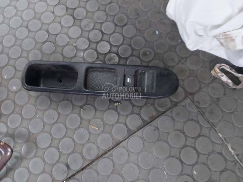 Prekidač stakla desni za Peugeot 307