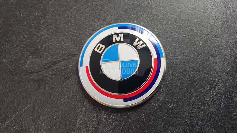 NOV znak 82mm 50 godina 2 rupe za BMW 125, 116, 118 ...