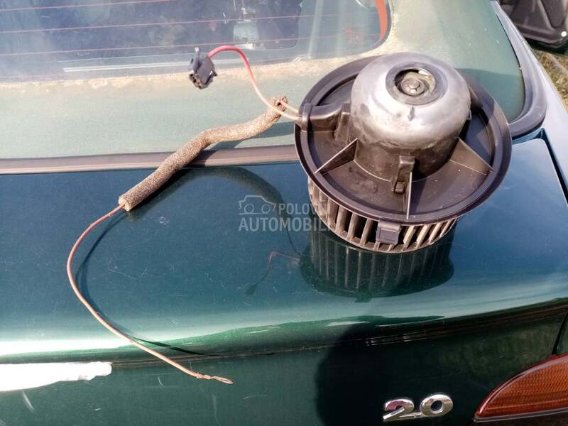 ventilator kabine cabrio za Volkswagen Vento, Golf 3, Golf 4 od 1992. do 2004. god.