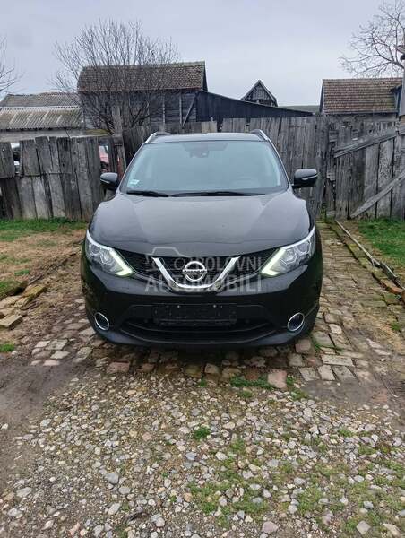 Nissan Qashqai 2016. god. -  kompletan auto u delovima