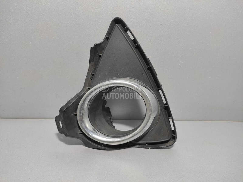 PLASTIKA BRANIKA za Toyota Auris