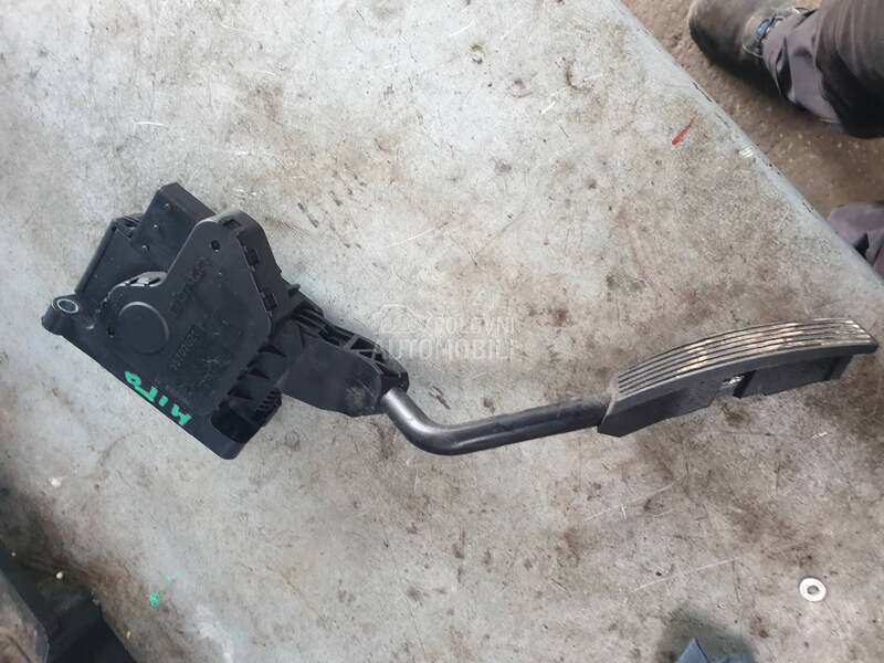 Senzor papucice gasa za Alfa Romeo MiTo