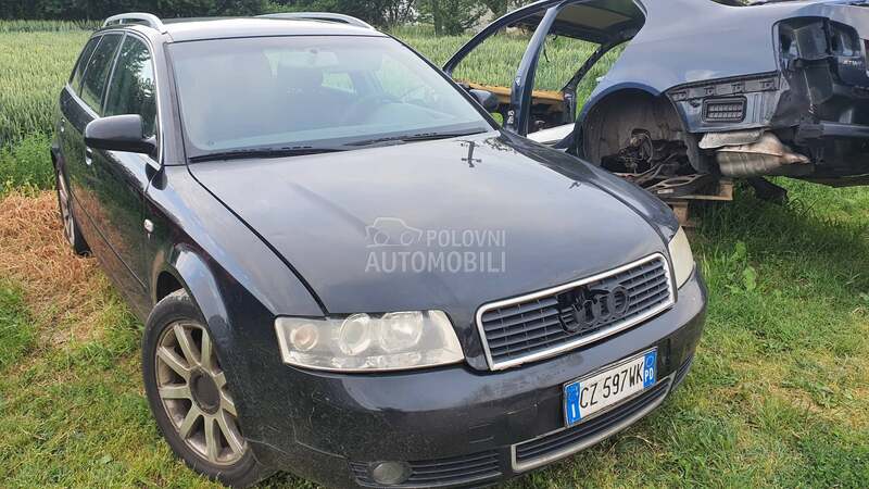 Audi A4 2003. god. -  kompletan auto u delovima
