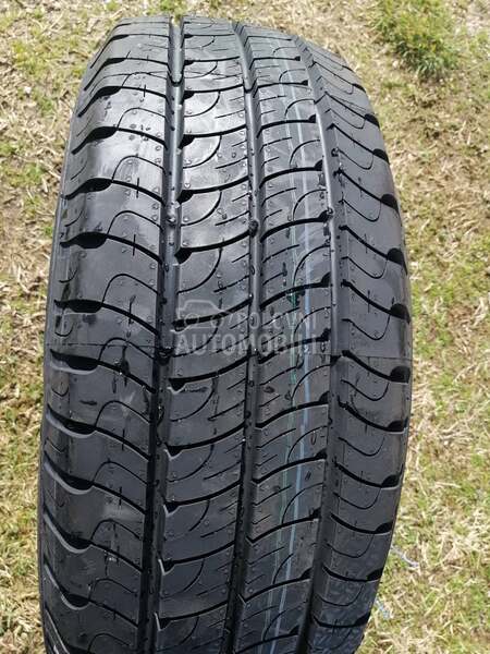 Goodyear 215/65 R15 Letnja