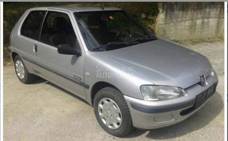 far desni za Peugeot 106