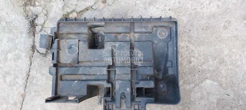 postolje akumulatora za Opel Meriva od 2003. do 2009. god.