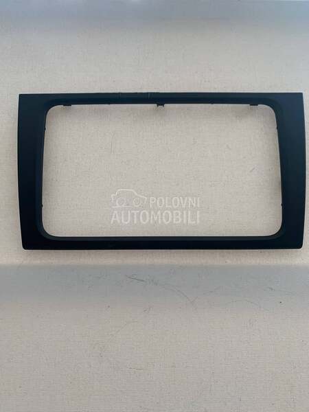 Maska za radio za Volkswagen Golf 6 od 2008. do 2013. god. - 5KO858063