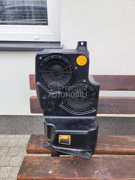 Subwoofer za X5 E53 za BMW X5