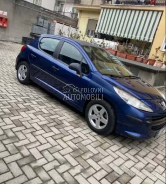 Peugeot 207 Kompletan 2007. god. -  kompletan auto u delovima