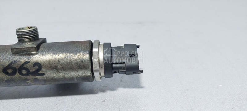 SENZOR PRITISKA GORIVA za Opel Insignia