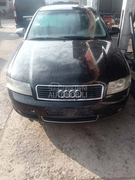 Audi A4 - kompletan auto u delovima od 2001. do 2005. god.