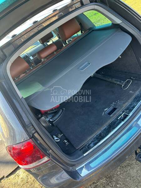 Polica Roletna za Volkswagen Touareg od 2004. do 2008. god.
