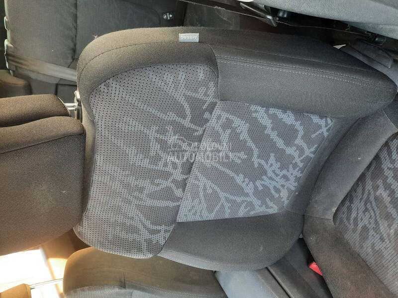 sedista za Peugeot 3008 od 2008. do 2014. god.