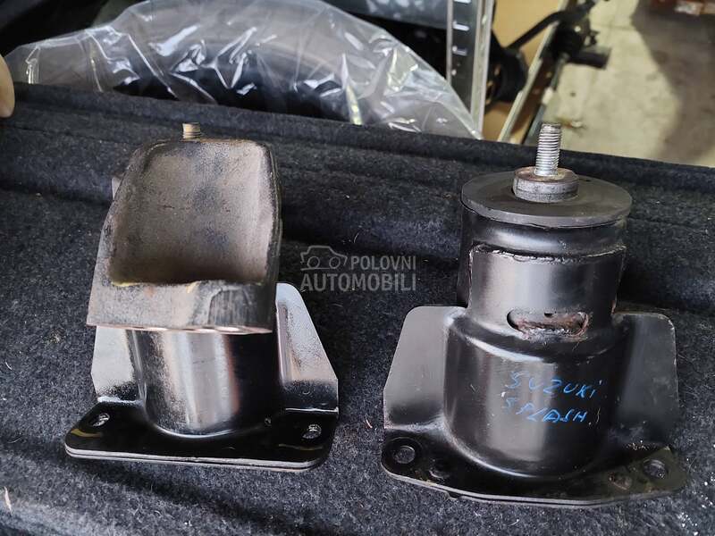 nosac motora desni za Suzuki Ignis, Splash, Wagon R+