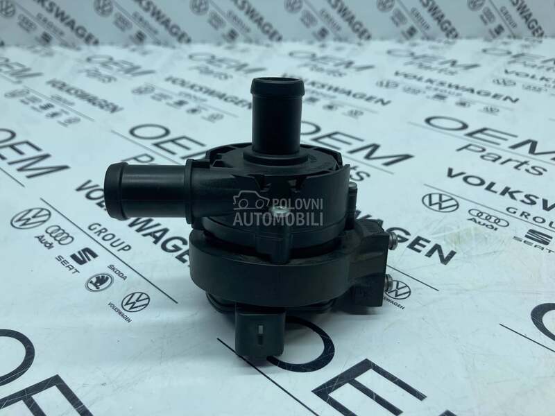 Pomocna pumpa vode za Volkswagen Golf 6, Golf 7, Passat B8