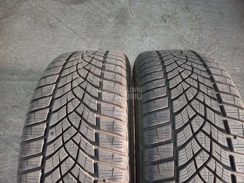 Goodyear 215/40 R18 Sve sezone