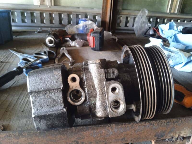 Servo Pumpa za Volvo S60, S80, XC70 ... od 2001. do 2012. god.