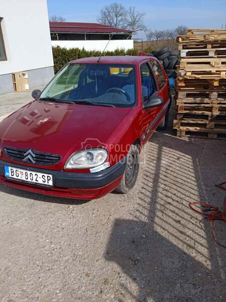 Citroen Saxo 2002. god. -  kompletan auto u delovima