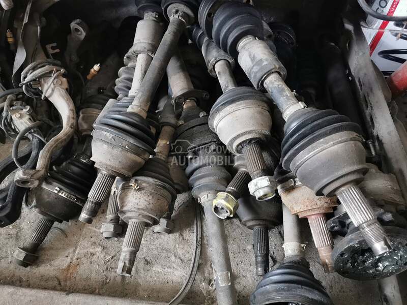 Poluosovine za Alfa Romeo 147, 156