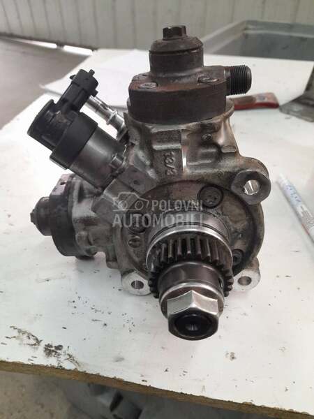 Bosch pumpa 3.0 crd za Jeep Cherokee, Grand Cherokee od 2008. do 2017. god.