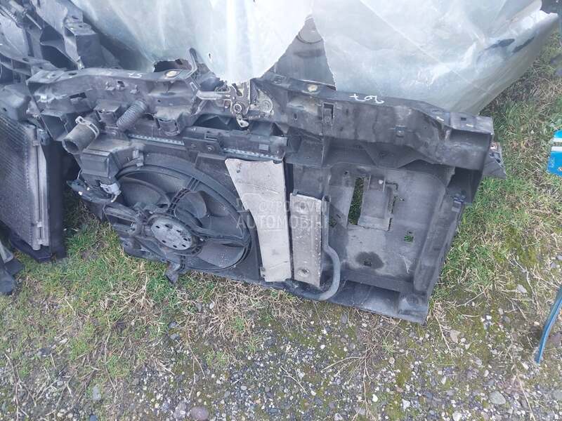 Hladnjak vode za Peugeot 207