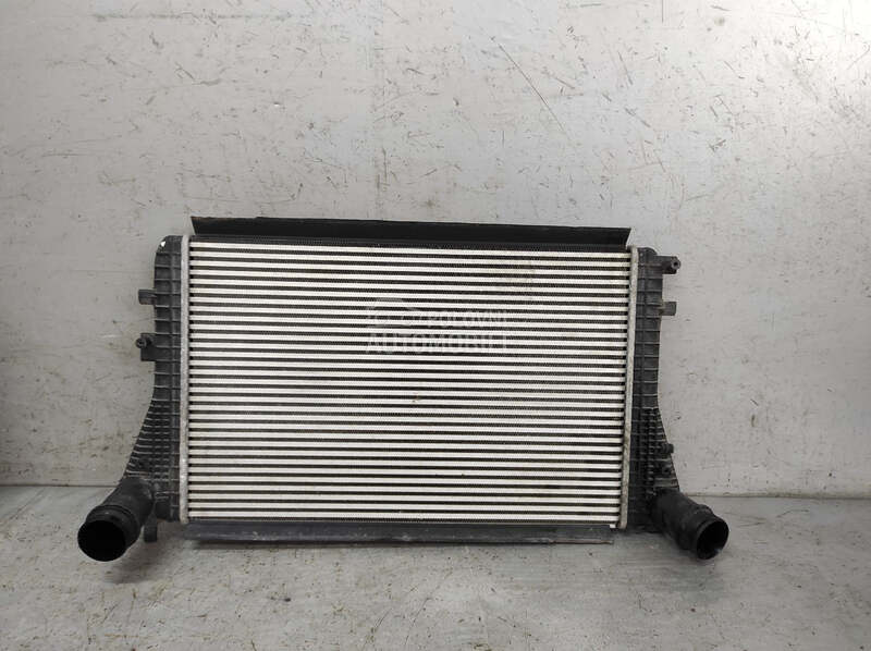 INTERKULER za Volkswagen Passat B7