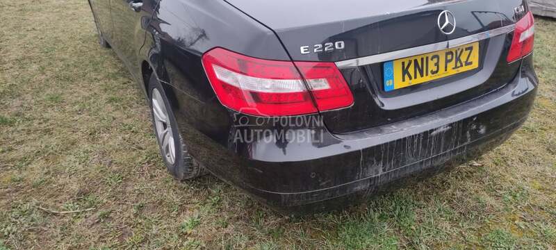 Levo stop svetlo za W 212 za Mercedes Benz E 200, E 220, E 230 ...