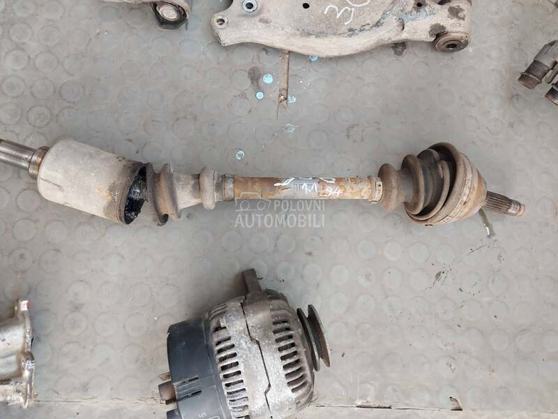 Osovina i poluosovina 1,1i za Peugeot 306