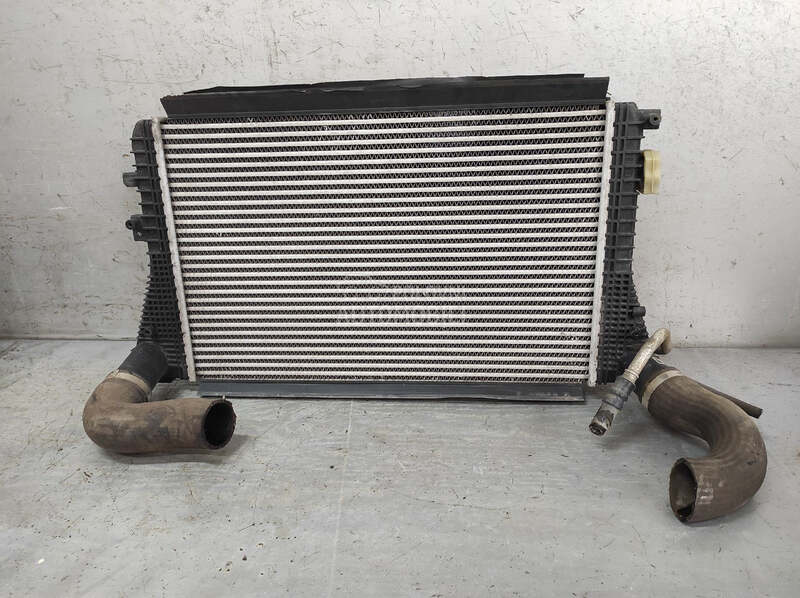 INTERKULER za Volkswagen Passat B7