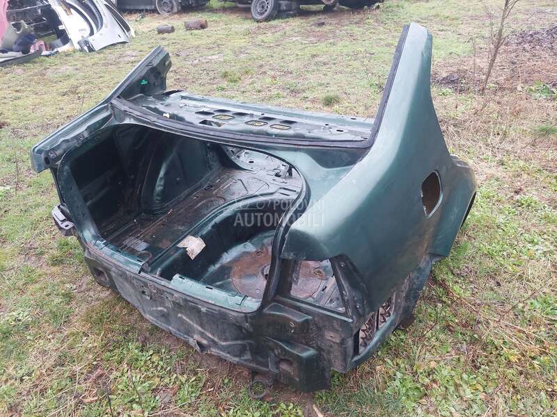 polustranica zadnji vezni lim za Volkswagen Bora