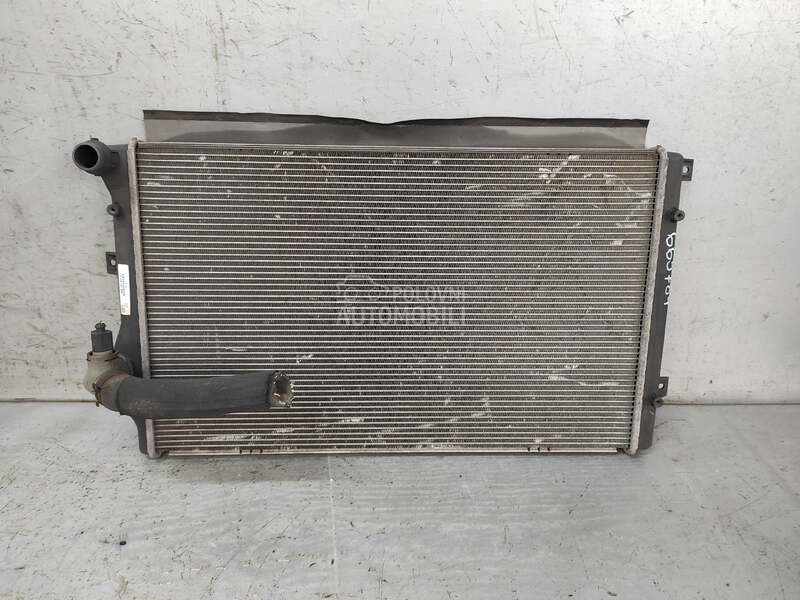 HLADNJAK VODE za Volkswagen Golf 7