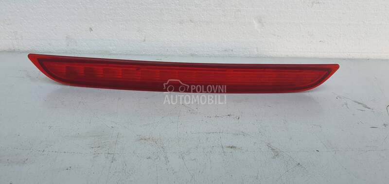 Trece stop svetlo gepek vrata za Mazda 2 od 2007. do 2014. god.