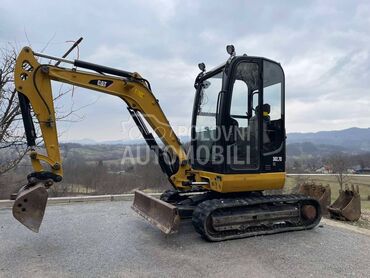 CAT 302.7D CR, 26.999 €, 2011. , Mini bager, Dizel, 15kW (21 KS), Lučani (Varošica)