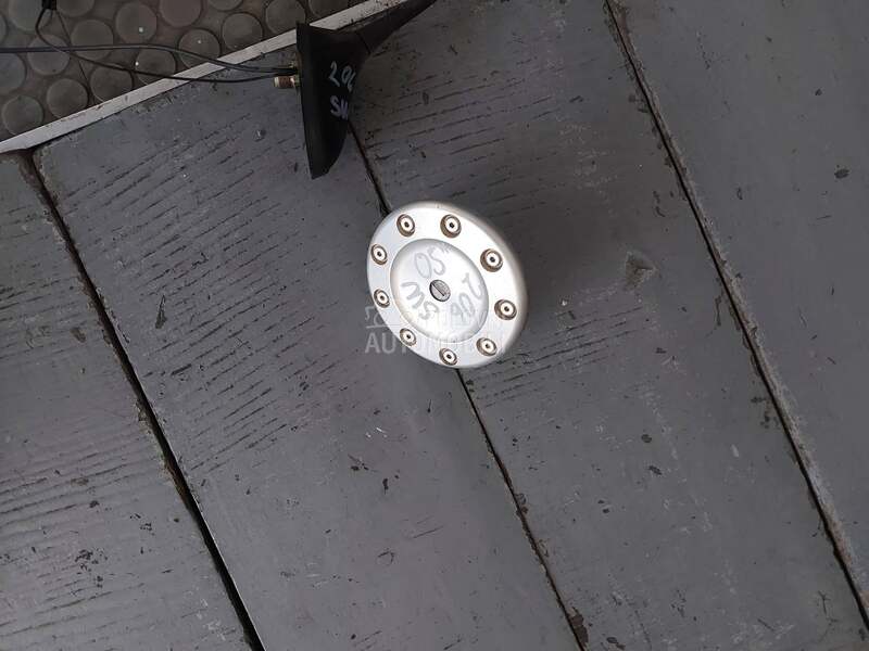 Poklopac rezervoara aluminijum za Peugeot 206