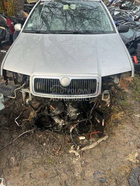 Hauba za Skodu za Škoda Fabia od 2002. do 2006. god.