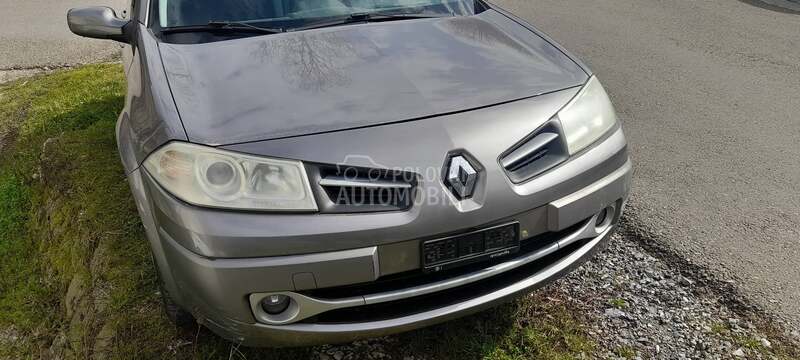 prednji branik restajling za Renault Megane od 2006. do 2009. god.