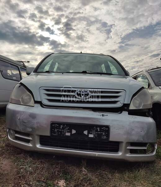 Blatobran krilo za Toyota Avensis Verso od 2000. do 2006. god.