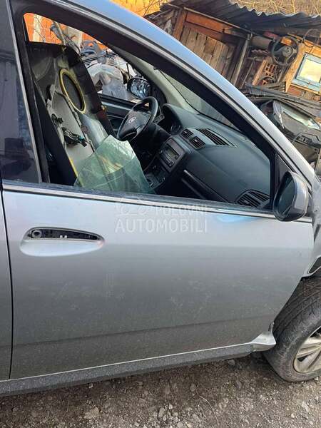 Prednja desna vrata za Fiat Croma od 2008. do 2012. god.