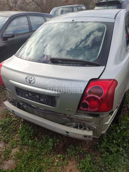Zadnji brisac za Toyota Avensis od 2002. do 2008. god.
