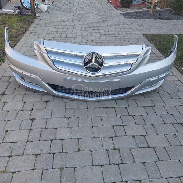 Prednji branik W245 Avantgard za Mercedes Benz B 150, B 170, B 180 ... od 2008. do 2011. god.