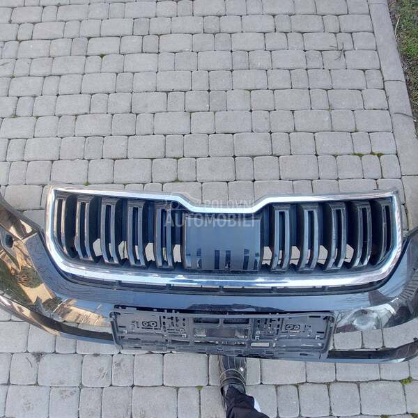 Maska prednjeg branika za Škoda Kodiaq od 2016. do 2021. god.