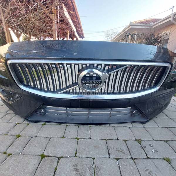 Maska prednjeg branika za Volvo S60, V60 od 2018. do 2022. god.