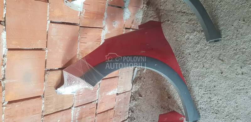levo krilo za Peugeot 207 od 2006. do 2011. god.