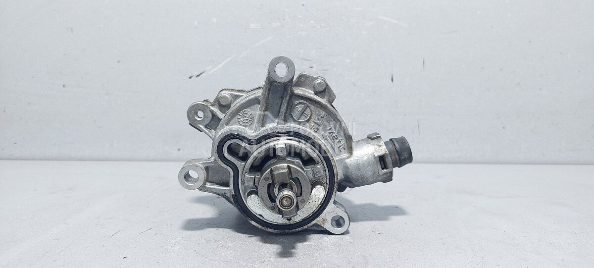 VAKUM PUMPA za Volvo XC60 - 31258031