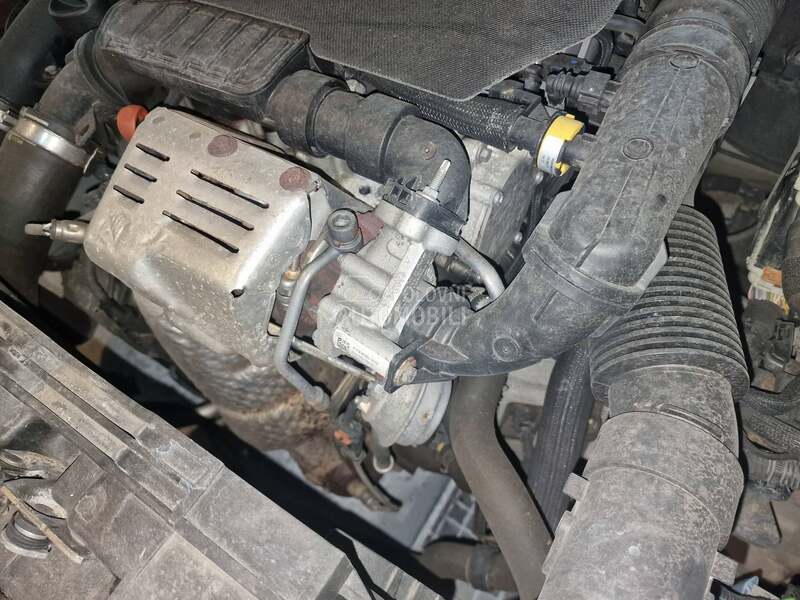 motor 1.2 benzin za Peugeot 208, 308, 2008 ... od 2016. do 2021. god.
