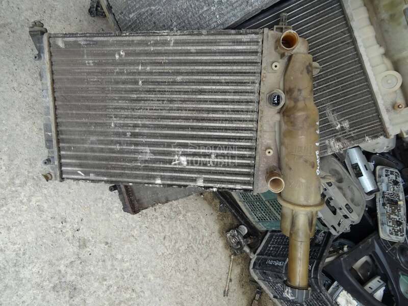 Hladnjak vode 1.1 za Fiat Punto od 1993. do 1999. god.