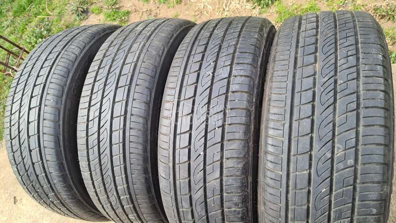 Austone 215/60 R17 Letnja