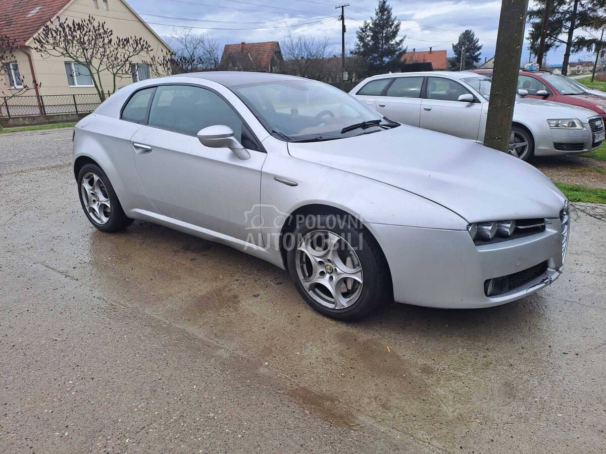 Hauba za Alfa Romeo Brera