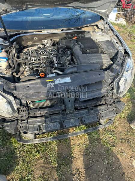 Vezni lim sa hladnjacima za Volkswagen Golf 6 od 2008. do 2012. god.
